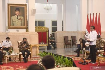 Jokowi instruksikan jajarannya cermat hadapi ancaman krisis pangan