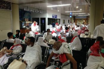 Dua calon haji asal Pekanbaru batal berangkat