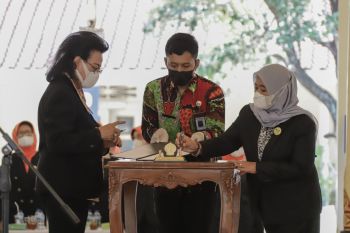 GKR Hemas melantik Bupati Sleman sebagai Ketua Perwosi Sleman