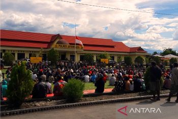 Kapolda Papua copot Komandan Kompi Brimob Wamena terkait anggotanya yang gugur
