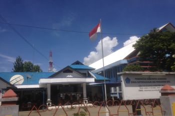 Bupati Jayawijaya minta Disdukcapil buka pelayanan hingga pukul 18.00 WIT