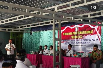 Kesbangpol Gunung Kidul menggelar pendidikan politik untuk ormas