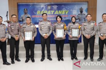 Petugas terbaik dalam Operasi Ketupat 2022 diberi penghargaan