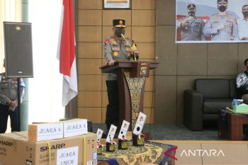 Polda Sumbar gelar kejuaraan menembak hingga turnamen domino sambut HUT Bhayangkara