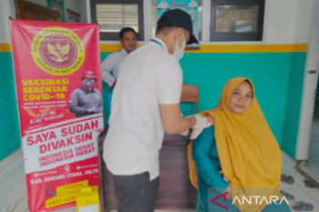 BIN Sultra lanjutkan pelayanan vaksinasi COVID-19 massal