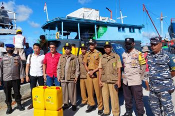 Satgas Pangan Polres Natuna pantau harga minyak goreng di perbatasan
