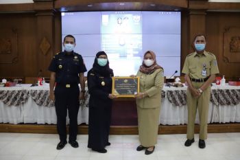 Sleman menerima penghargaan "Bejo Award 2022"