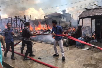 Lima unit rumah terbakar di Bulungan