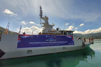 Ekspedisi rupiah berdaulat, BI Sumbar bawa Rp5,9 miliar uang baru ke Kepulauan Mentawai