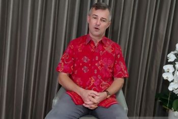 Ukrainians welcome country's status as EU candidate: Ambassador