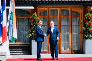 Presiden Jokowi ajak negara G7 kembangkan mobil listrik