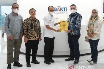 Menuju kabupaten perbatasan yang berdigital, Solok Selatan genjot penuntasan daerah tanpa sinyal