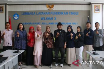 Kepala LLDIKTI Wilayah X terima kunjungan kerja Komisi Informasi Sumbar