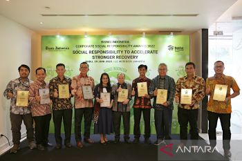 Komitmen berdayakan masyarakat sekitar PT Arara Abadi &amp; PT Indah Kiat raih CSR Award