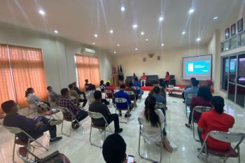 Imigrasi Labuan Bajo perluas informasi pelaporan orang asing