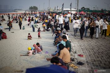 Aktivitas seru untuk ngabuburit di Pantai Indah Kapuk