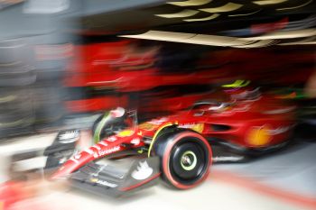Formula 1 - Pebalap Ferrari Carlos Sainz  tercepat di FP2 GP Inggris