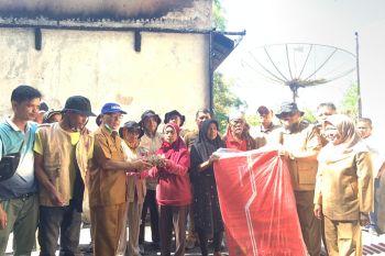 Pemkab Agam salurkan bantuan Sembako ke korban kebakaran