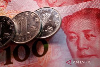 Yuan tergelincir jadi 6,7695 terhadap dolar AS