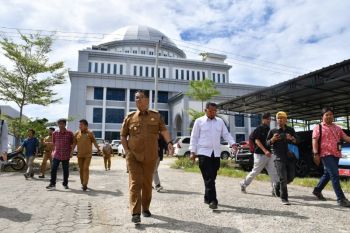 Penjabat Gubernur Sulbar soroti kinerja Dinas Kehutanan