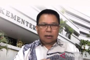 Vaksin booster jadi syarat perjalanan karena kasus meningkat