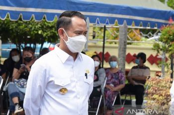 Wali kota minta panitia kurban tidak gunakan kantong plastik