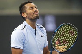 Nick Kyrgios tekuk Nakashima dalam lima set menuju perempat final Wimbledon