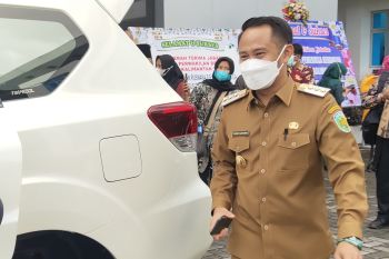 Wali kota minta panitia bungkus daging hewan kurban tanpa kantong plastik