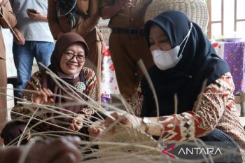 Dekranasda gali potensi lima kelompok pengrajin Luwu Utara