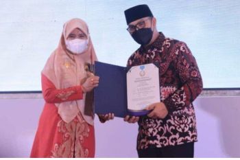 Bupati Takalar raih penghargaan Manggala Karya Kencana BKKBN