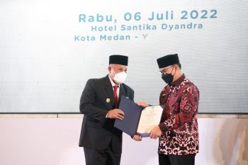 Bupati Lampung Selatan terima penghargaan dari BBKN Pusat