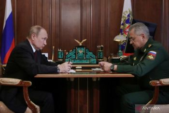 Putin menantang negara Barat untuk coba kalahkan Rusia
