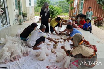 Muhammadiyah Kota Batam salurkan 12 ekor kambing kurban