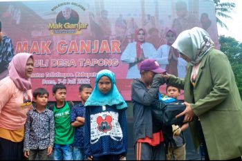 Mak Ganjar gelar bakti sosial di desa terpencil Kabupaten Bone