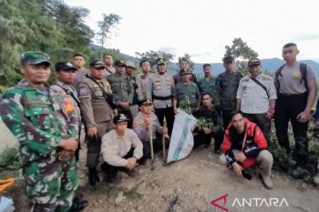 Polisi kejar enam tersangka pemilik ladang ganja di Gunung Karuhun