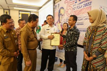 Gubernur Ansar minta evaluasi koperasi tak aktif guna pembinaan