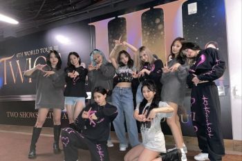 TWICE resmi perpanjang kontrak dengan JYP Entertainment