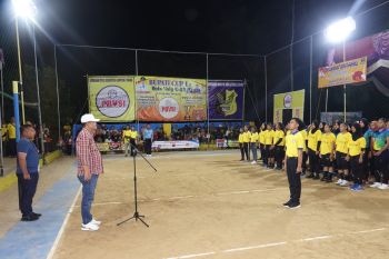 Bupati Lampung Tengah buka kejuaran bola volley Bupati Cup