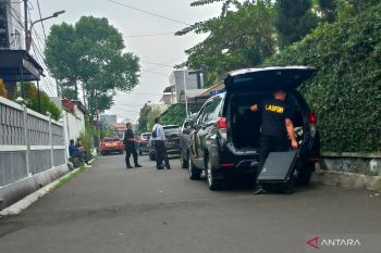 Polisi olah TKP rumah dinas Kadiv Propam Irjen Ferdy Sambo