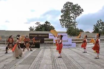 Pawai Alegoris Yogyakarta dikemas istimewa digelar di atas rakit