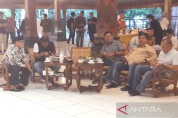 Ketua DPRD Temanggung: Jumat Ngopi upaya bangkit dari pandemi COVID-19