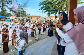 230 siswa SD di Pariaman ikuti edukasi kesehatan gigi sejak dini