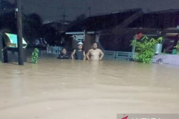Perumahan di Bogor Jawa Barat terendam banjir 1,2 meter