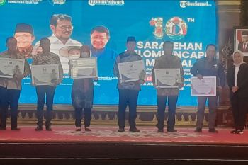 OKU Selatan terima penghargaan "Petani Inovatif Tanaman Kopi"