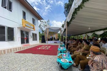 Wako Solok resmikan mushalla Almira Umar