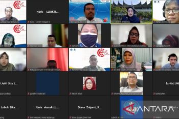 Sosialisasi panduan implementasi kebijakan MBKM kurikulum vokasi