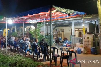 Dua jenazah korban kecelakaan maut dibawa pulang keluarganya