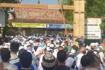 Permintaan seragam sekolah di Palembang masih tinggi