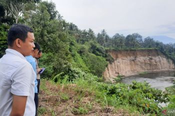 Abrasi sungai di tiga dusun di desa Pariaman ancam aset warga dan pemerintah