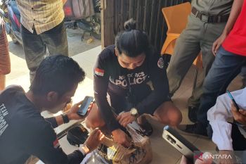 Polisi sita paket kiriman berisi pil ekstasi di Dompu
